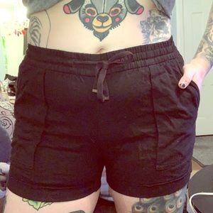 Universal Thread Black Drawstring Shorts Med NWOT